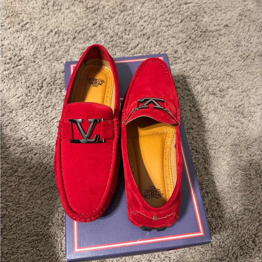 Royal shoes size 9.5